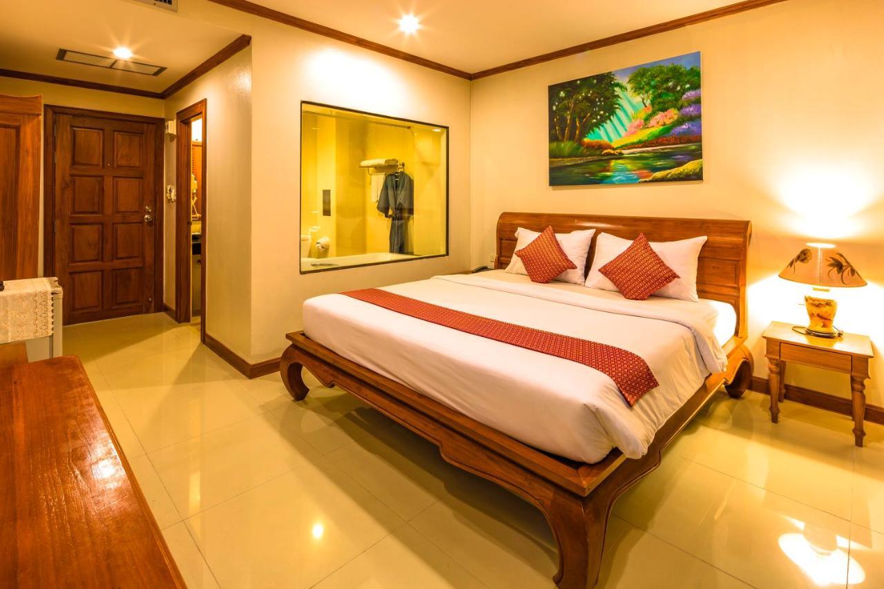 Patong Heaven Hotel Buitenkant foto