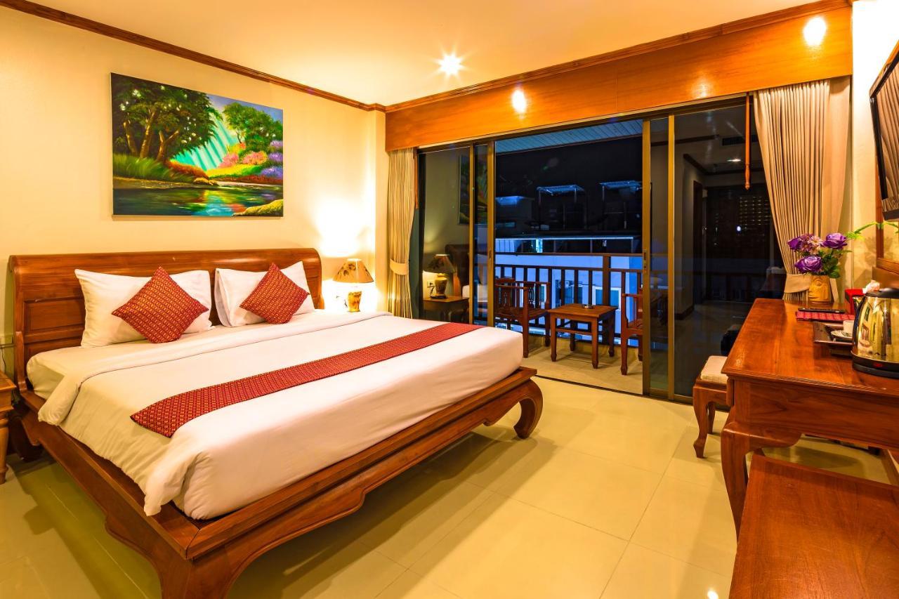 Patong Heaven Hotel Buitenkant foto
