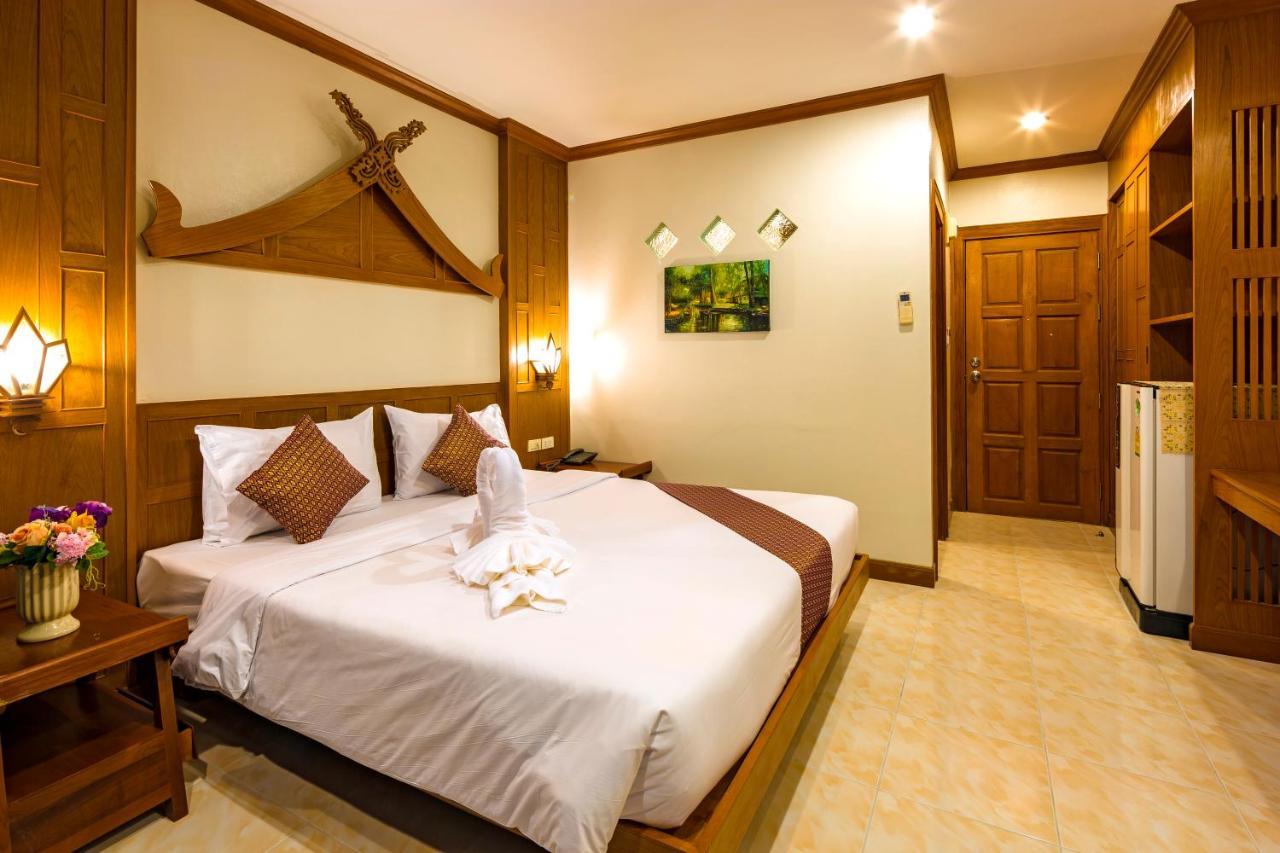 Patong Heaven Hotel Buitenkant foto