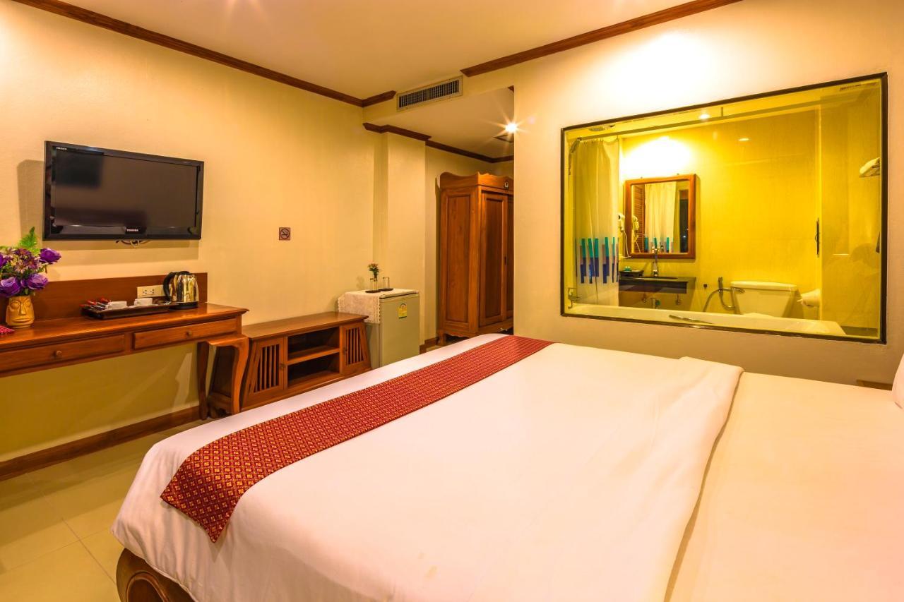 Patong Heaven Hotel Buitenkant foto