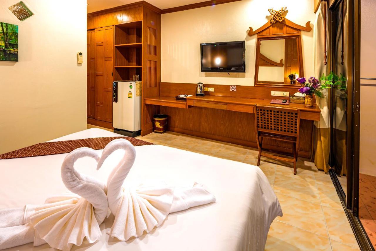 Patong Heaven Hotel Buitenkant foto