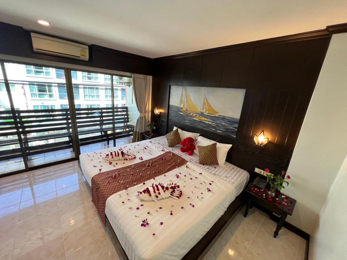 Patong Heaven Hotel Buitenkant foto